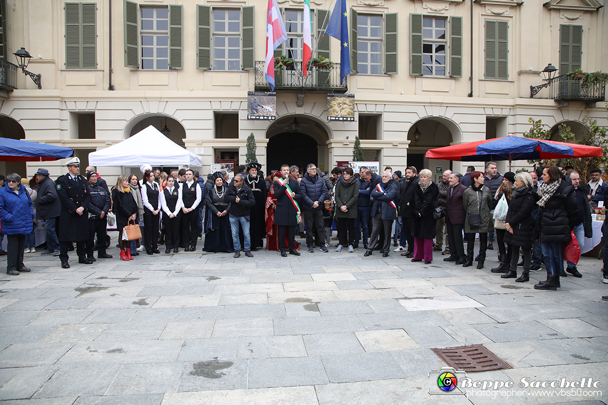VBS_6781 - Fiera dei Santi - 12.ma Fiera Nazionale del Tartufo.jpg